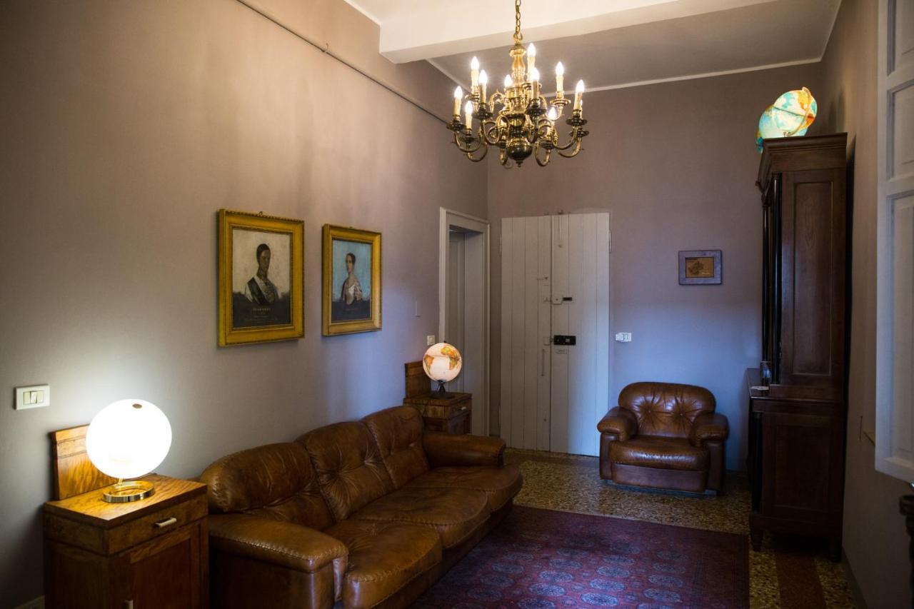 Casa Mappamondo Modène Extérieur photo